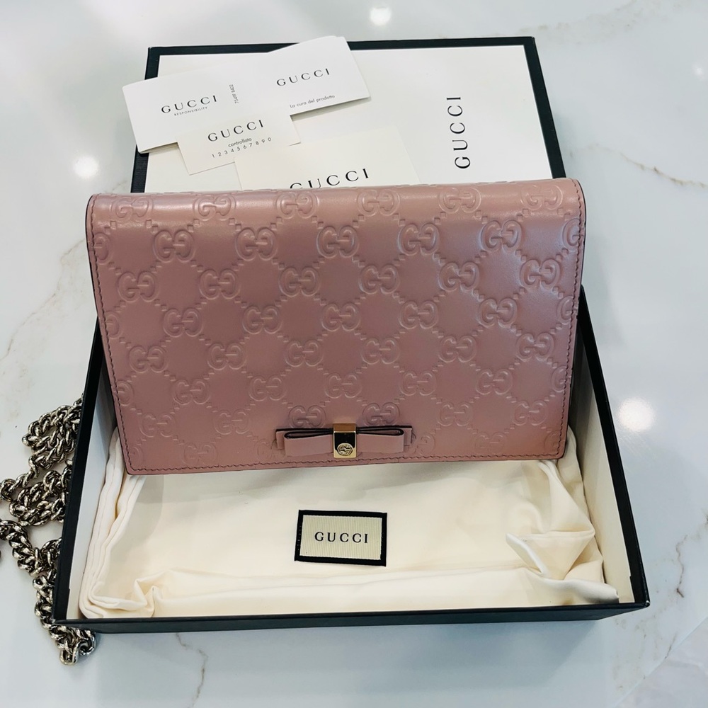 GUCCI - Guccissima  Signature Bow WOC/Small Crossbody In Excellent Condition